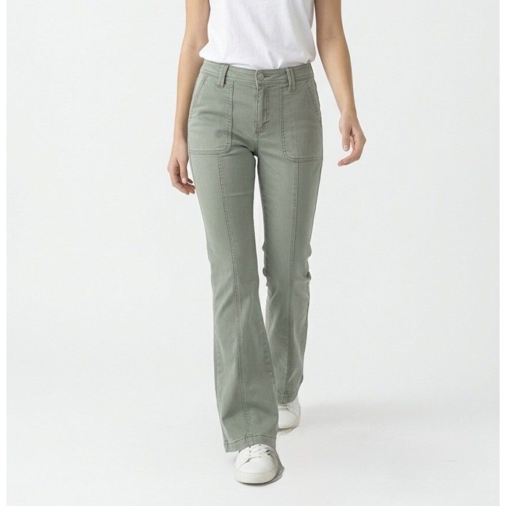 REgeneration Celebrity Pink Pants 9/29 Green Flower Flare Women's
